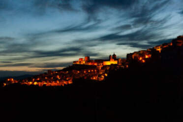 pisticci-di-sera-come-mamma-l'ha-fatto-il-piccantino-di-mamma-enza-prodotti-tipici-lucani-pisticci-matera-basilicata-italy pisticci-di-sera-come-mamma-l'ha-fatto-il-piccantino-di-mamma-enza-prodotti-tipici-lucani-pisticci-matera-basilicata-italy