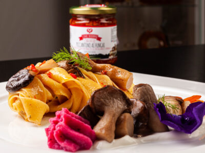 Piccantino di Mamma Enza ai funghi 13 Pappardelle ai funghi porcini con salsa piccante al piccantino di mamma Enza Pisticci matera basilicata italy