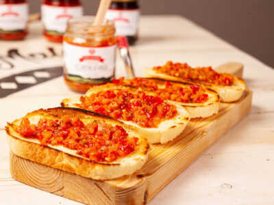 Piccantino di Mamma Enza ai funghi 19 Piccantino di Mamma Enza condimento salsa piccante per bruschette come mamma l'ha fatto
